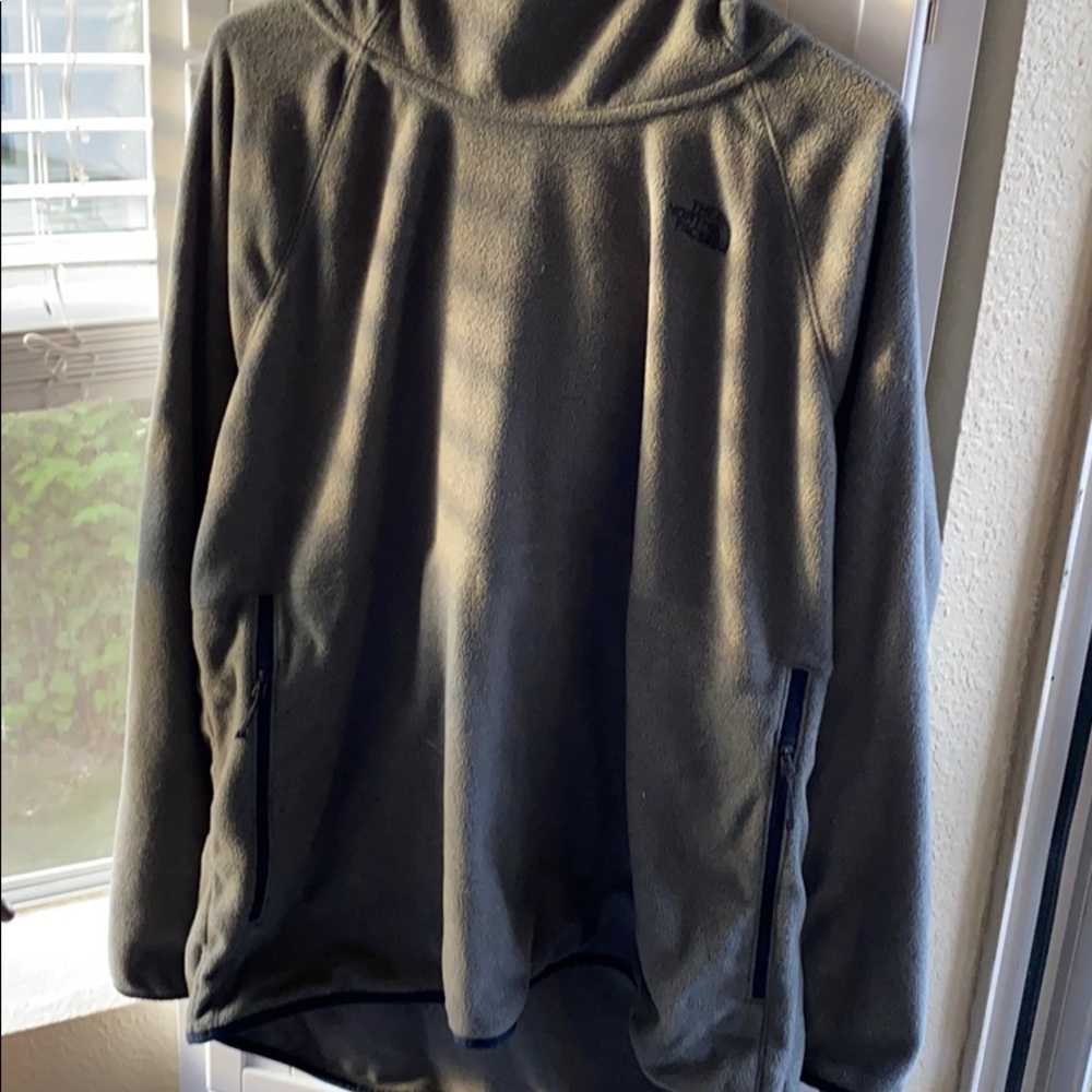 North face hooded fleece